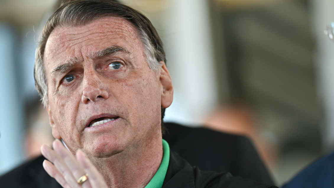 Corte Suprema ordenó el arresto domiciliario de Bolsonaro por incumplir ...