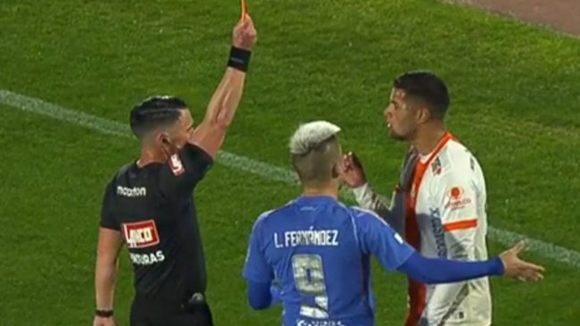 [VIDEO] Cobresal lamentó expulsión de Christian Moreno en triunfo ante la U