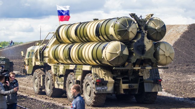 Terminó el tratado INF, símbolo del desarme nuclear en la Guerra Fría