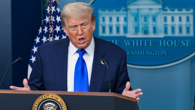 Trump eleva al 50% los aranceles a India: Nueva Delhi advierte 