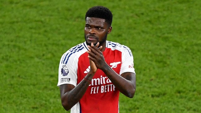 Thomas Partey recibió libertad condicional en caso por cinco cargos de violación y una agresión sexual