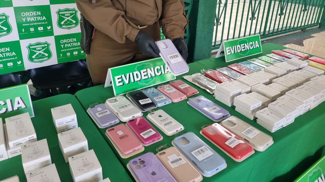Incautación masiva de productos Apple falsificados en Chile: un desafío entre legalidad, economía informal y globalización