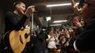 Kidd Voodoo protagonizó show sorpresivo y gratuito en estación del Metro
