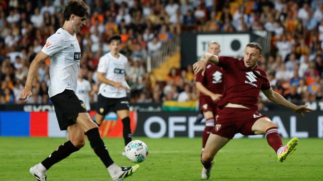Valencia derrotó a Torino al ritmo de Javi Guerra