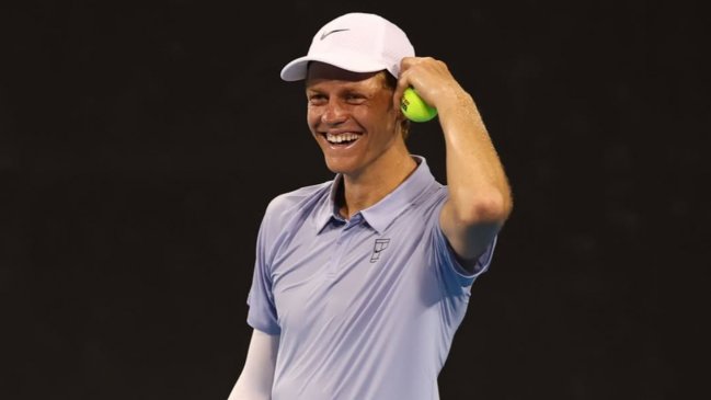 Jannik Sinner avanzó con paso firme a los octavos de final en el Masters de Cincinnati