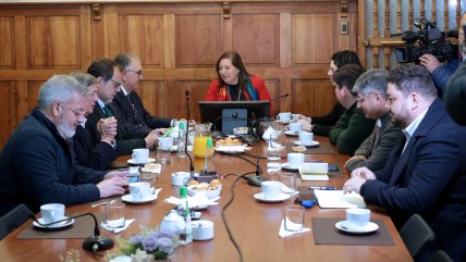 Timonel FRVS y lista oficialista: Es muy difícil coordinar a nueve partidos