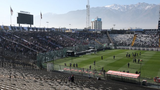 Llegaron sólo 350 personas: Colo Colo suspendió el 