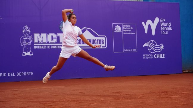 Antonia Vergara dio el golpe y se sumó a Fernanda Labraña en las semifinales del W15 de Santiago