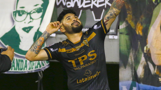 Santiago Wanderers tumbó a Deportes Temuco y dormirá como líder en la Liga de Ascenso