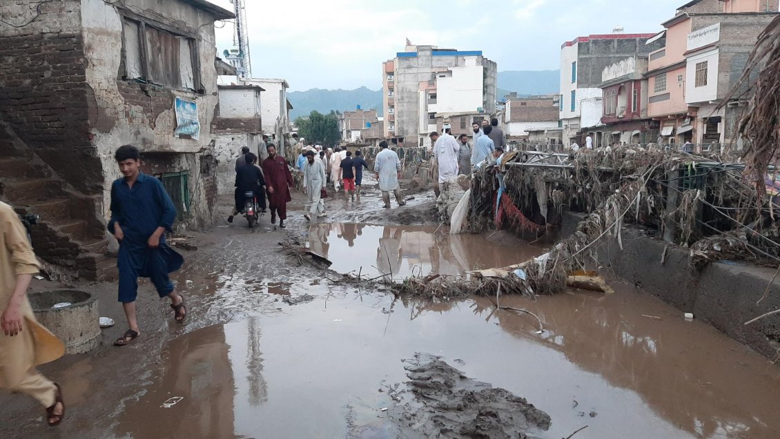 Más de 170 muertos en Pakistán tras lluvias torrenciales: una tragedia que revela fallas estructurales y desafíos climáticos
