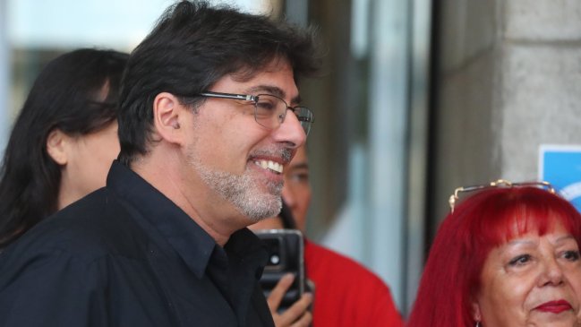 Presencia de Jadue en lista parlamentaria genera desencuentro en el oficialismo