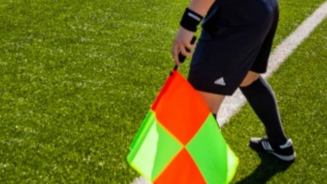 Periodista deportivo fue despedido tras sus críticas a una árbitra