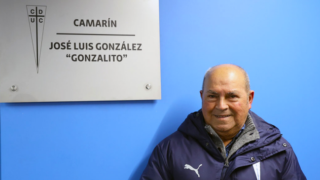 Universidad Católica nombró el camarín local del Claro Arena en reconocimiento a histórico utilero