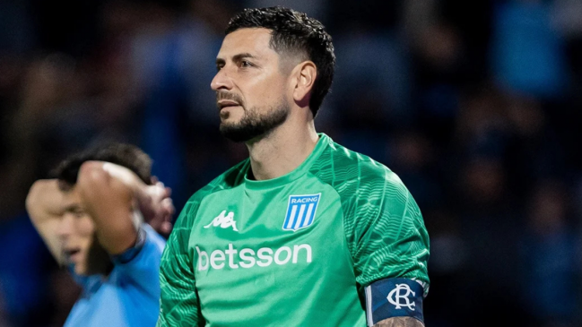 Gabriel Arias cometió grave error en la goleada que sufrió Racing ante Argentinos Juniors
