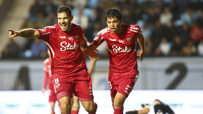 Ñublense estiró su racha de triunfos y hundió más a Deportes Iquique en el fondo de la Liga