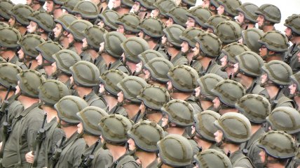  Reinstaurar el servicio militar y hacerlo obligatorio gana adeptos en Europa  