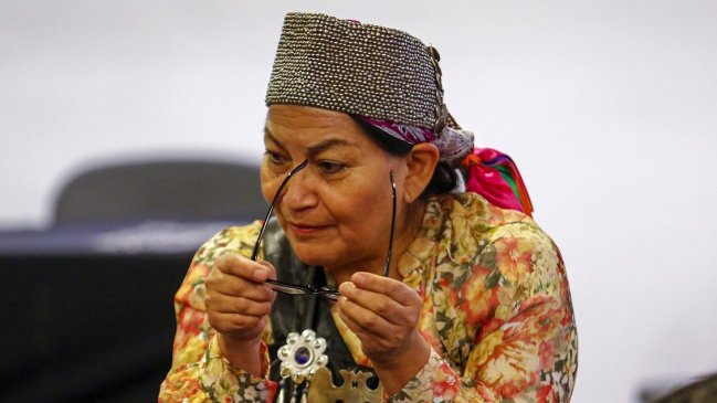 Elisa Loncon, candidata al Senado: 