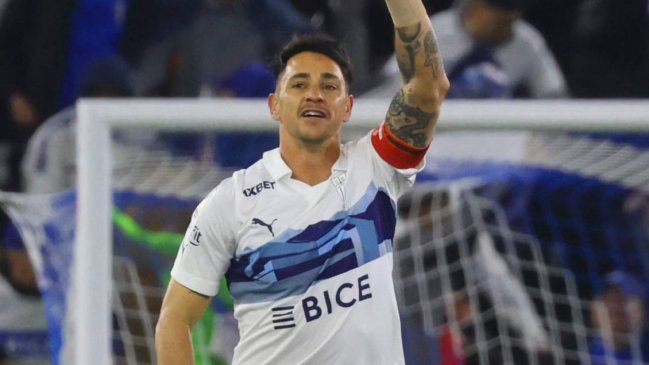 Universidad Católica confirmó baja de Fernando Zampedri y detalló su lesión