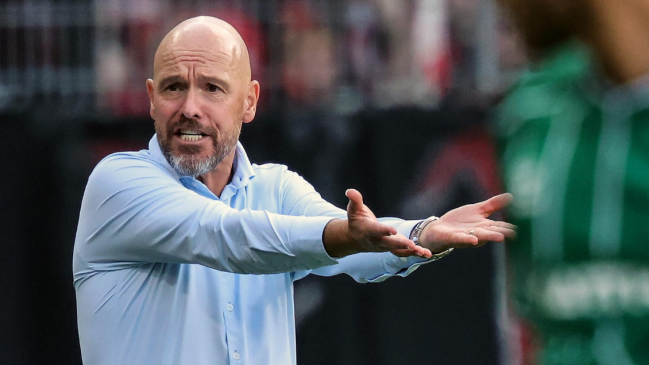 Bayer Leverkusen anunció la desvinculación de su entrenador Erik ten Hag