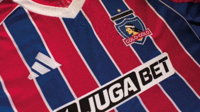 Colo Colo explicó el diseño de su tercera camiseta: Inspirada en décadas de triunfos y tradición