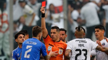   Franco Calderón recibió dos partidos de sanción por su roja en el Superclásico 