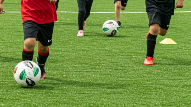 Un año de sanción para el niño de 13 años que fue agredido por el padre de un rival