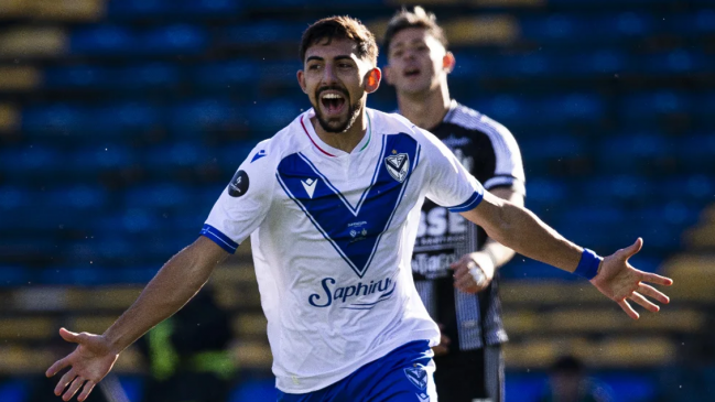 Vélez Sarsfield de Claudio Baeza derrotó a Central Córdoba y se coronó en la Supercopa Argentina