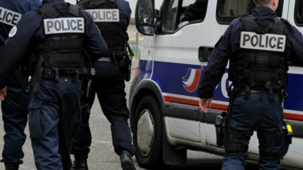   Aparecen varias cabezas de cerdos frente a mezquitas de París y de su área metropolitana 