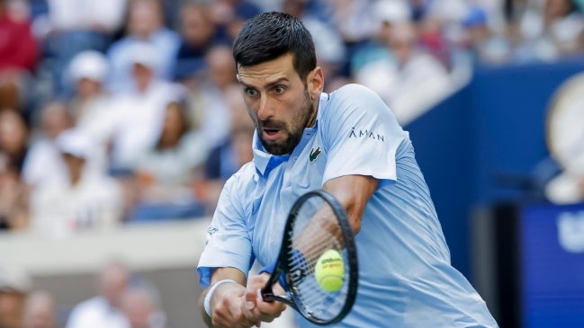 Djokovic se mudó a Atenas tras críticas por apoyar protestas en contra del gobierno serbio