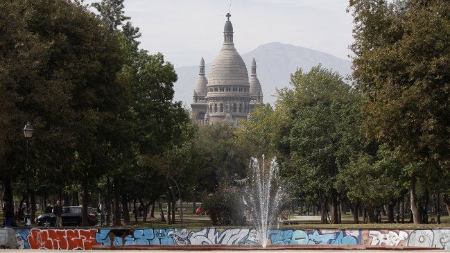 Dos lesionados y un detenido por agresión con arma blanca en la Universidad Central