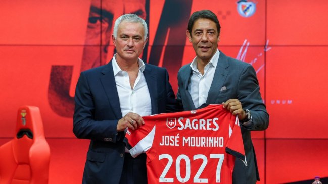 José Mourinho fue oficializado como nuevo entrenador de Benfica