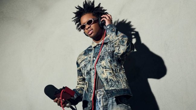 Filtran canción de D4vd donde menciona a 