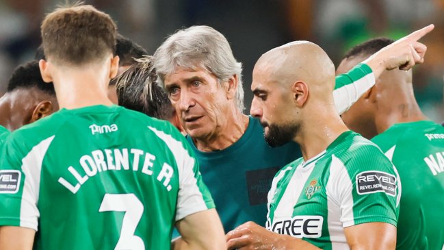 Betis de Manuel Pellegrini volvió a los abrazos en España tras vencer a Real Sociedad