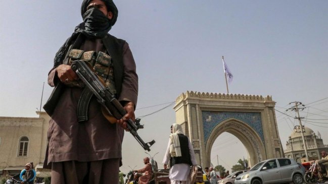 Tensión por Bagram: Talibanes rechazan exigencia de Trump