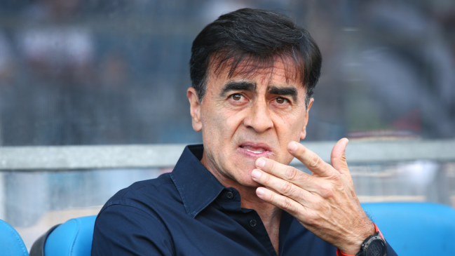 Quinteros recordó su paso por Colo Colo en su presentación en Independiente