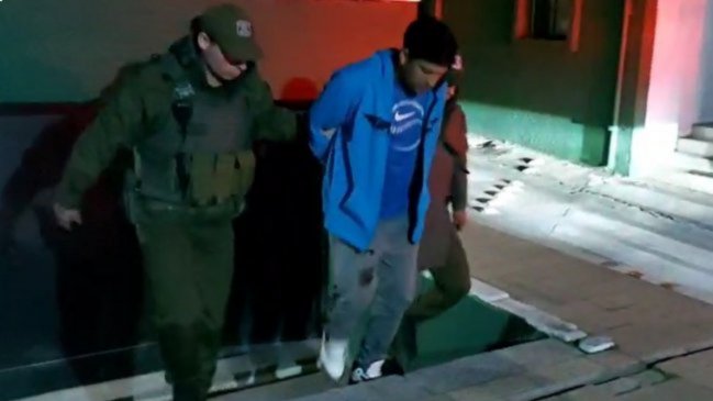 Prisión preventiva para sujeto acusado de agredir con un adoquín a carabinero