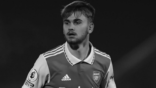 Luto en Inglaterra: Excanterano de Arsenal murió a los 21 años tras accidente en un partido