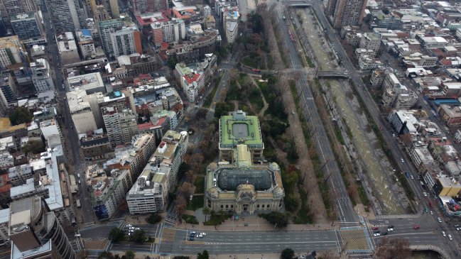 Seguidilla de robos en Parque Forestal: tres detenidos y un menor involucrado
