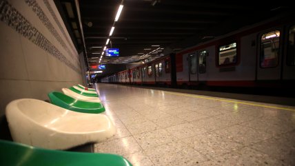   Trabajadores del Metro: 