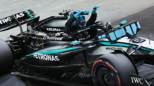 George Russell sorprendió al firmar la 