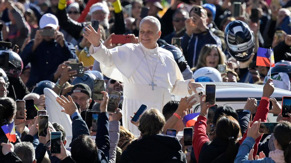 León XIV condena el odio antisemita y aboga por la paz en Medio Oriente