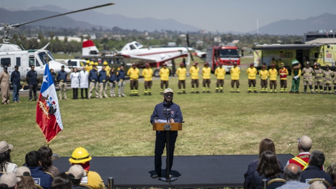 Ataques incendiarios en La Araucanía: cinco máquinas quemadas y la Ley Antiterrorista en juego