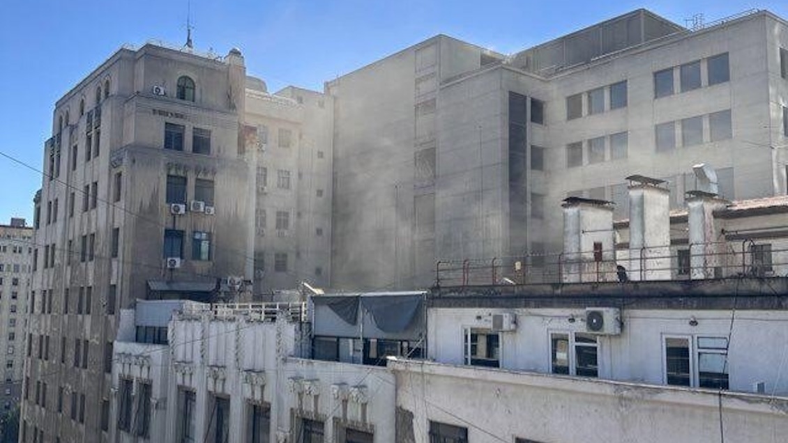 Emergencia por emanación de humo en edificio junto al Ministerio de Justicia