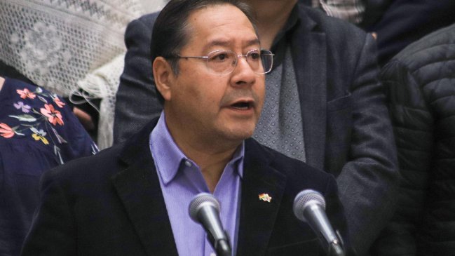 Presidente de Bolivia acusa al poder legislativo de intentar un 
