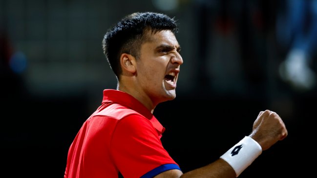 Tomás Barrios ratificó favoritismo y avanzó a cuartos de final en el Challenger de Cali