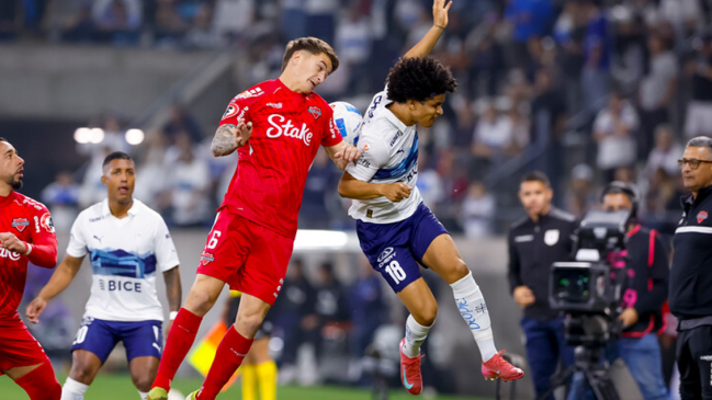 Universidad Católica y Ñublense se ponen al día en la Liga de Primera