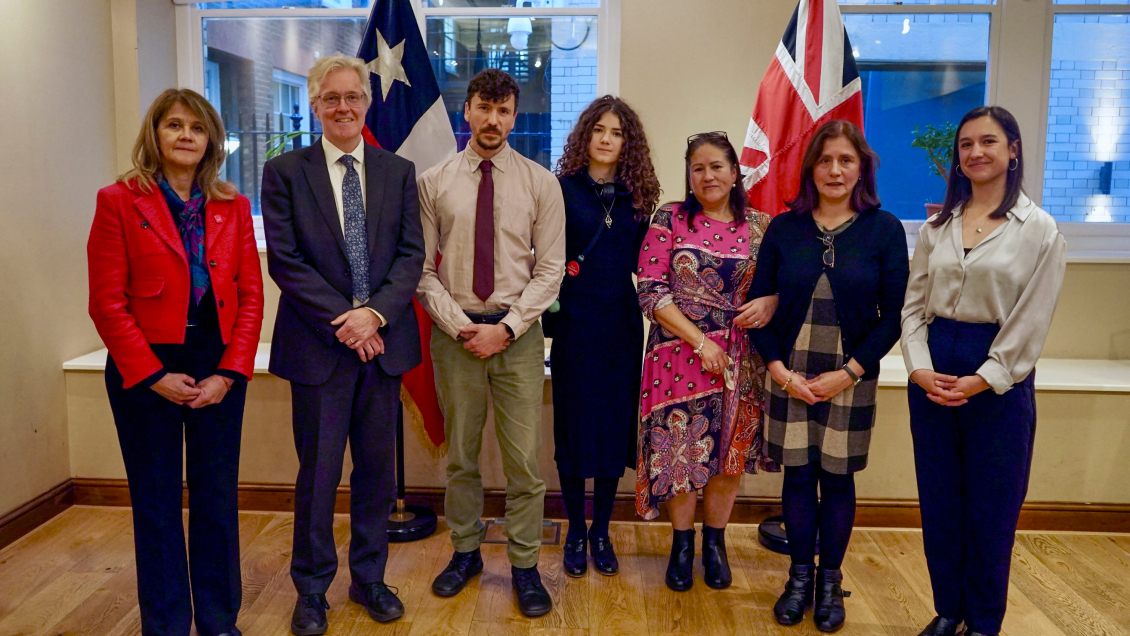 Chile se disculpa en Londres por torturas de la dictadura