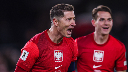   Lewandowski aportó un gol en el valioso triunfo de Polonia ante Lituania 