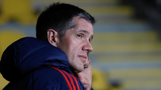 Clark encaró supuesto interés en Perú por Alvarez y dijo que son rumores de gente y periodistas colocolinos