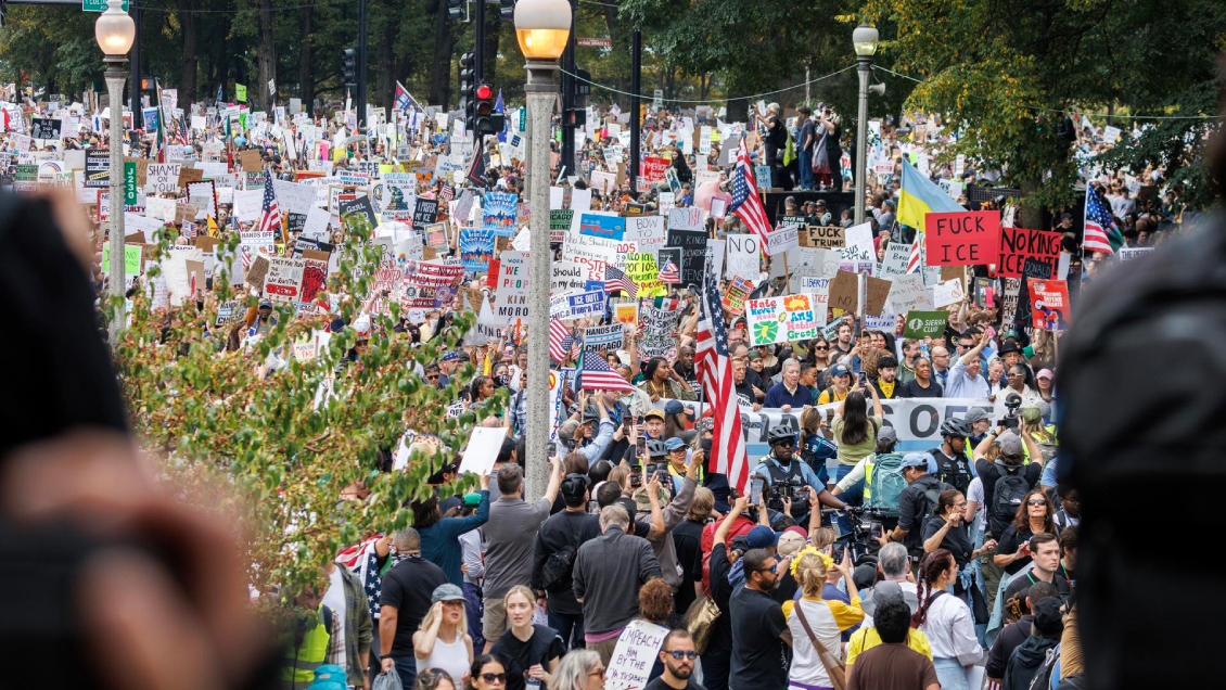 [Fotos] "No queremos reyes": Las masivas protestas contra Trump en ...